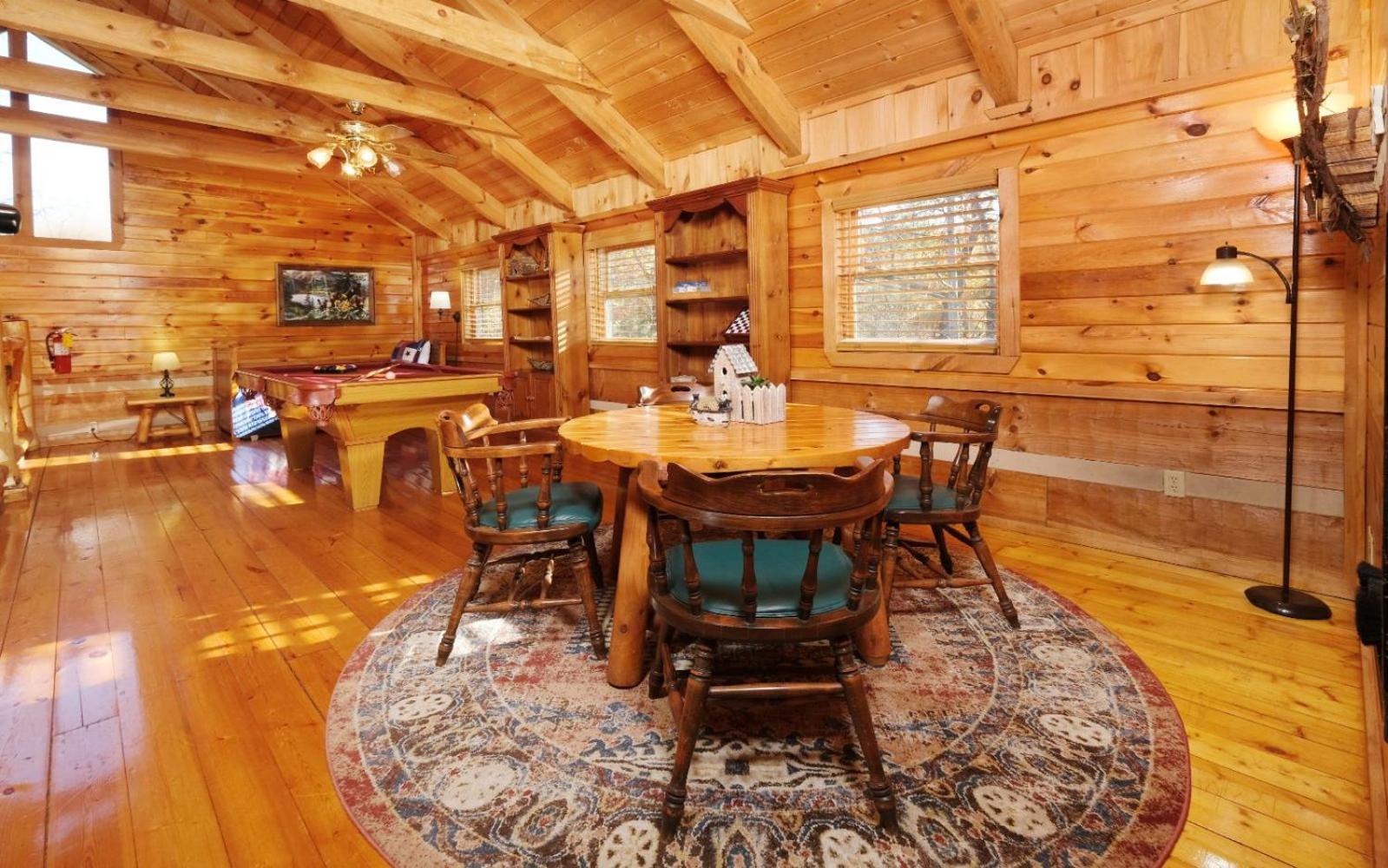 Laughing Bear Villa Pigeon Forge Exterior photo