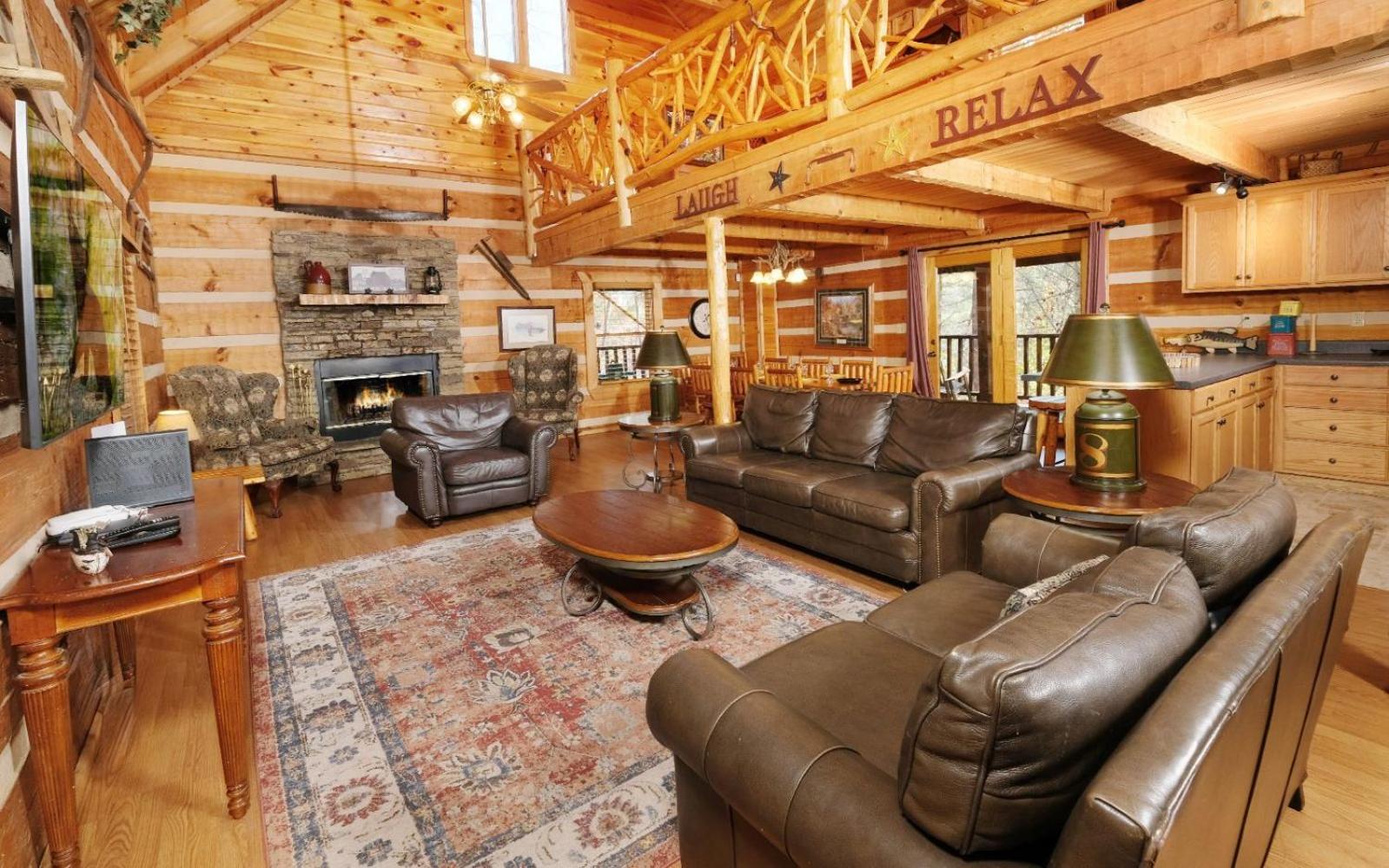 Laughing Bear Villa Pigeon Forge Exterior photo